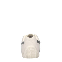 Sneakers in pelle, camoscio e tessuto 