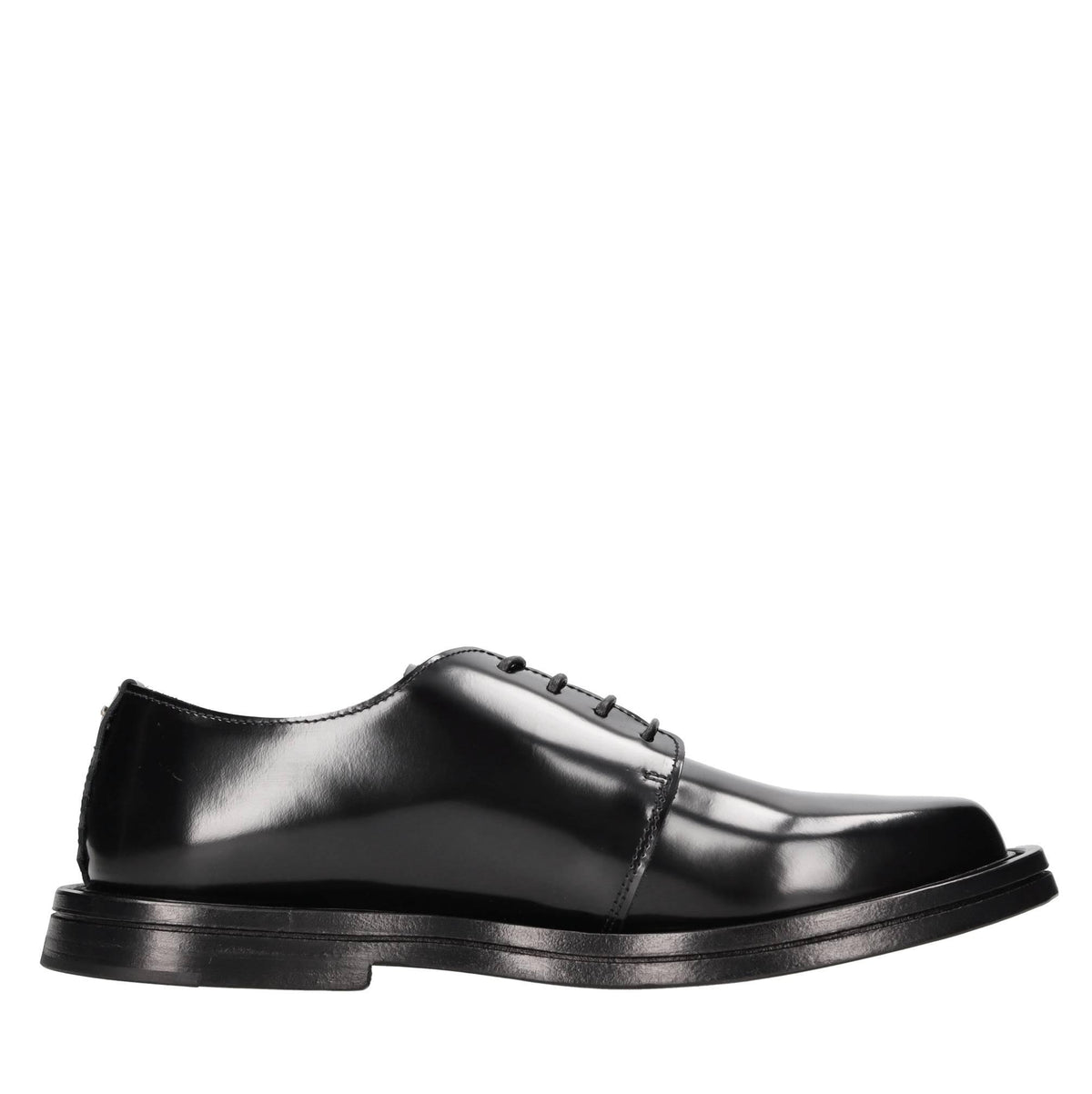 Stringate in pelle 