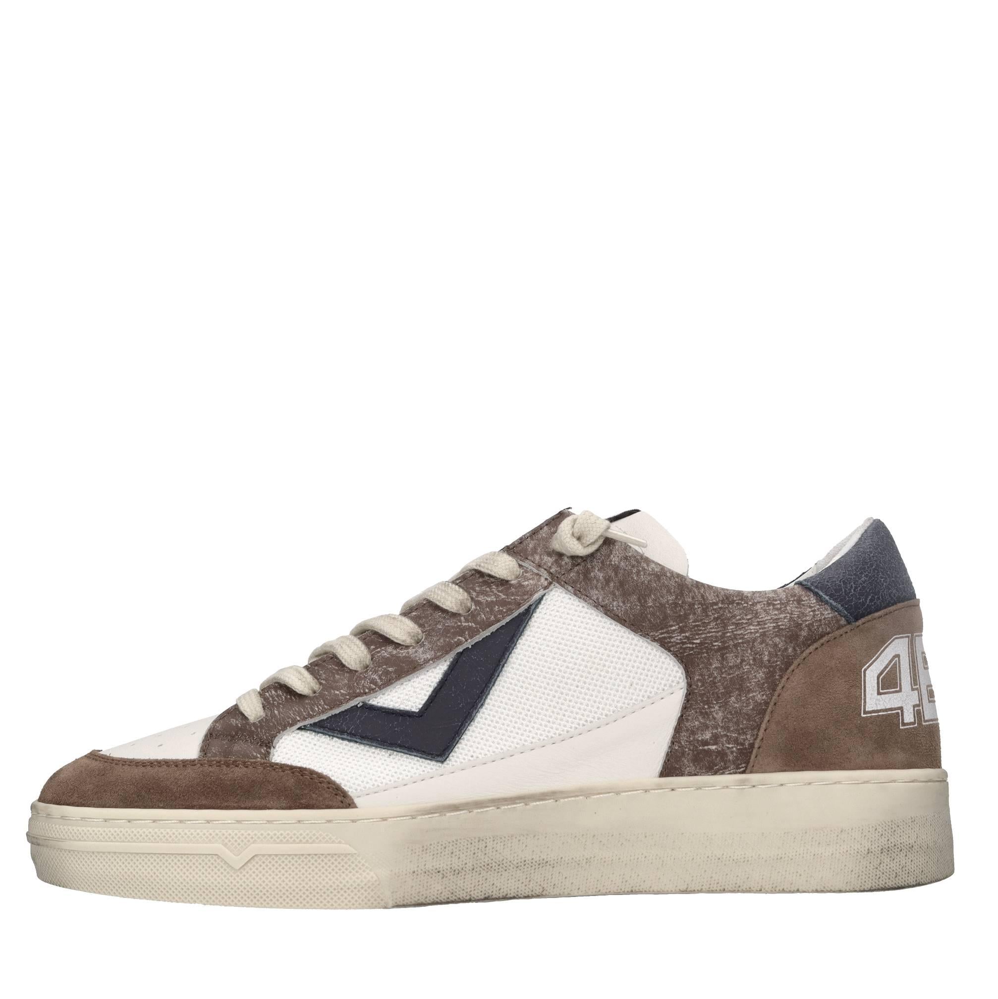 Sneakers in pelle e tessuto 