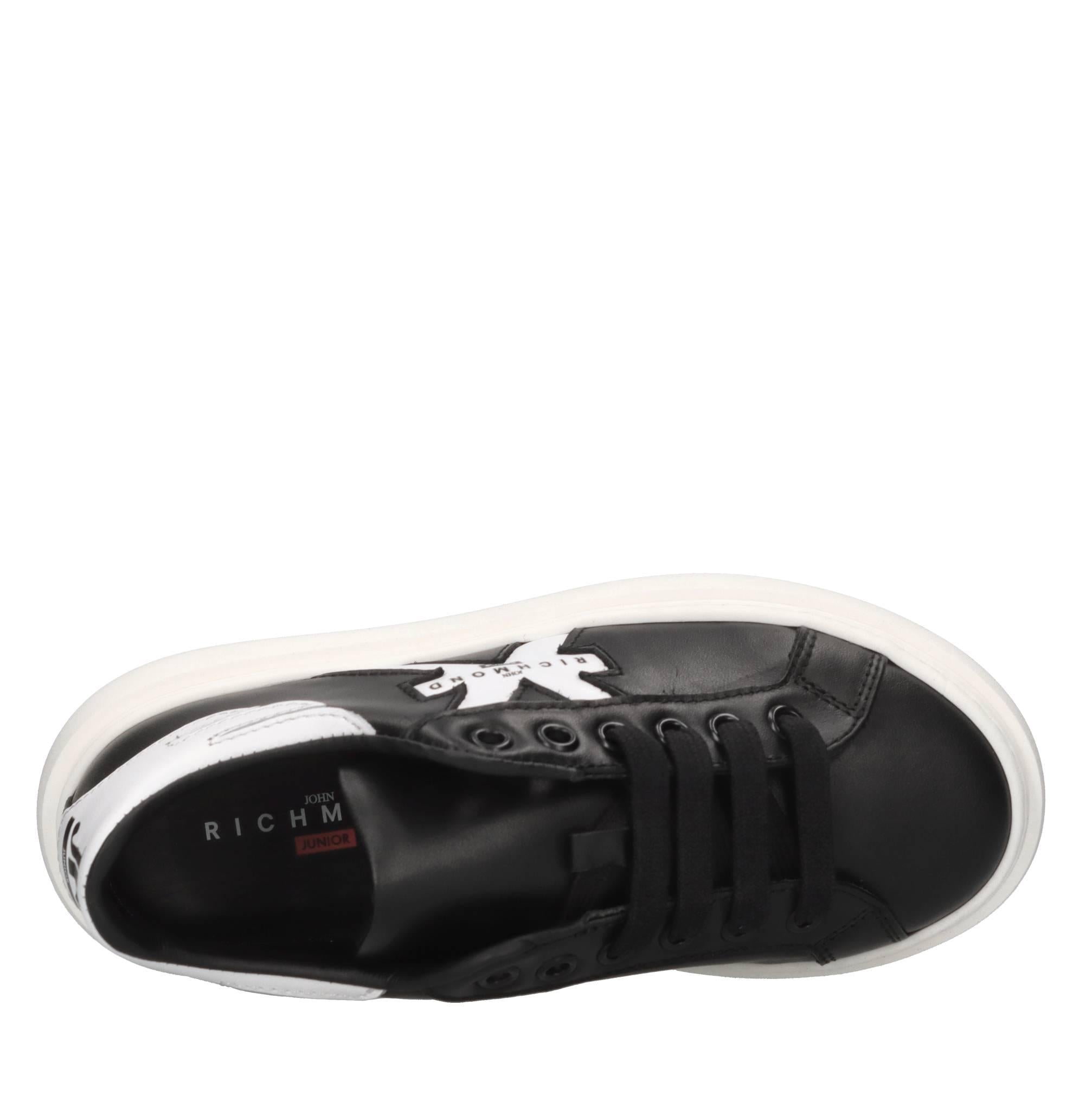 Sneakers in pelle 