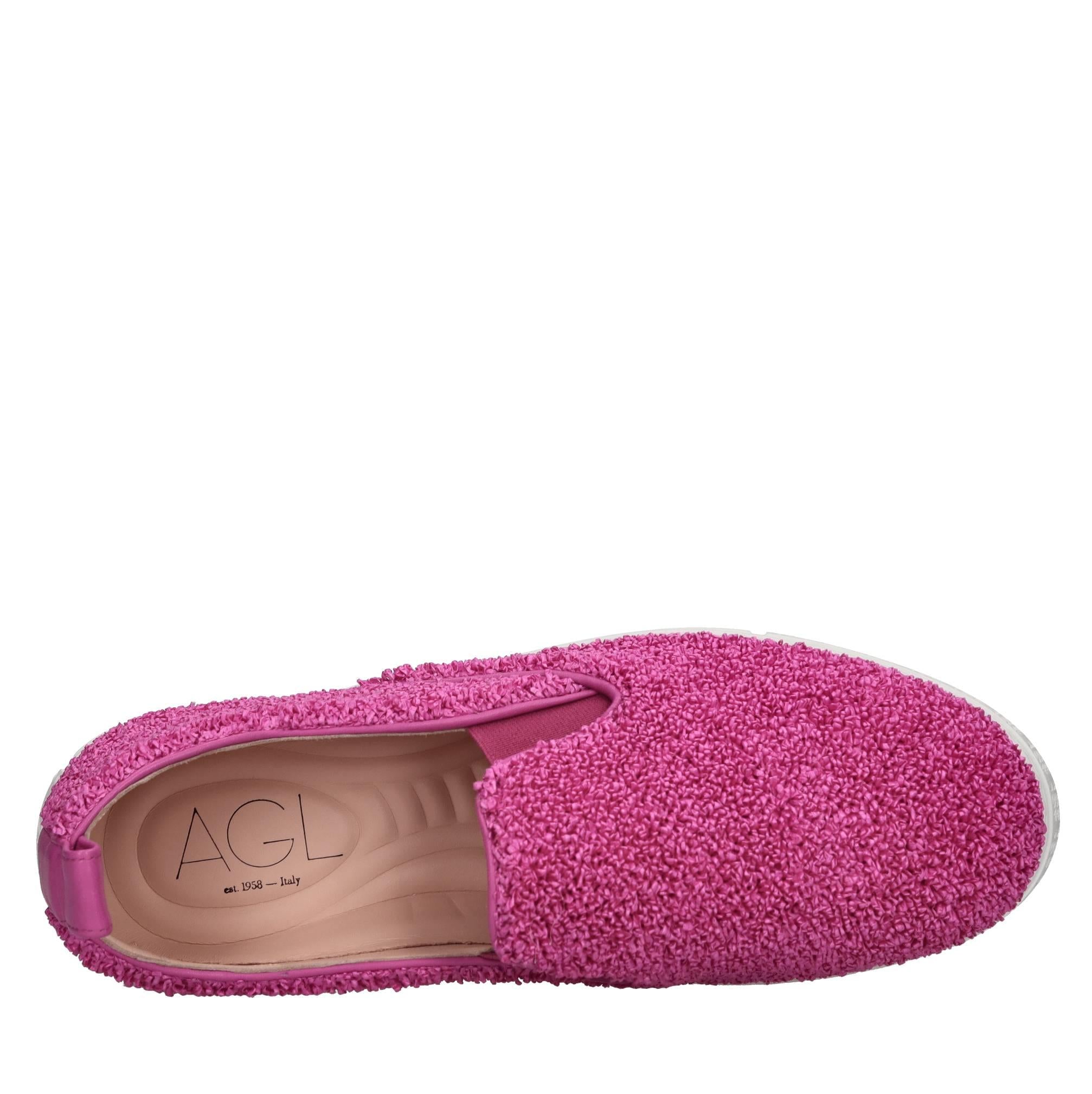 Slip on in rafia 