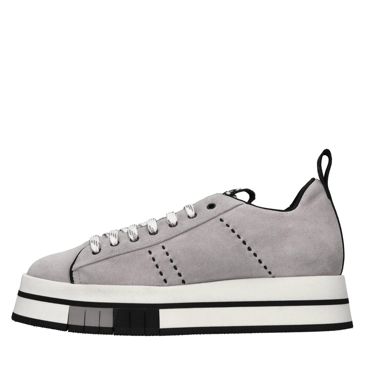 Sneakers in camoscio 