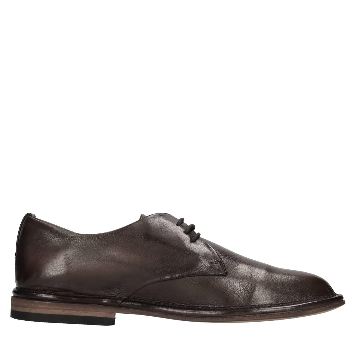 Stringate in pelle 
