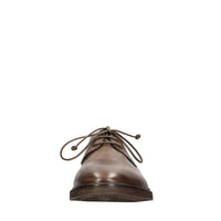 Stringate in pelle 