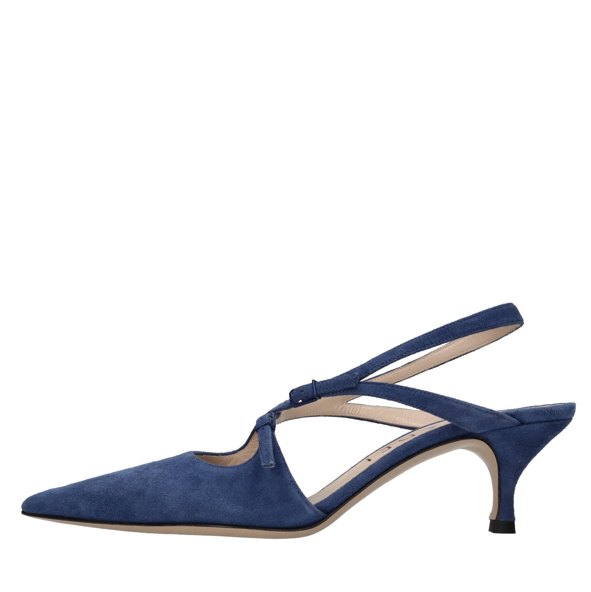 Décolleté slingback in camoscio 