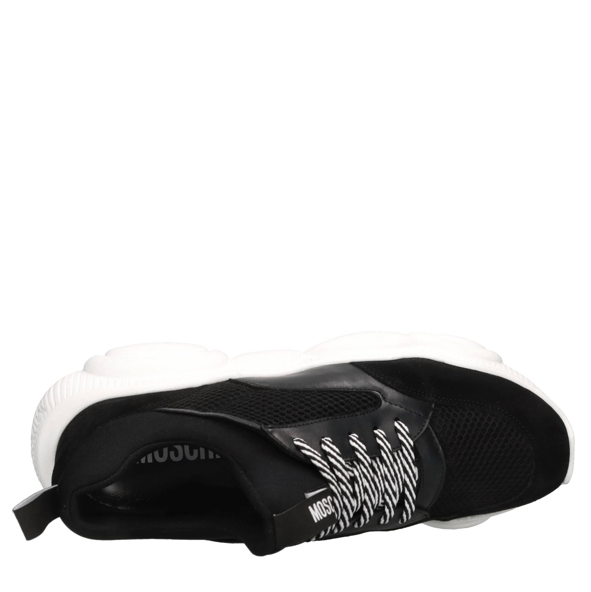 Sneakers in pelle e tessuto 