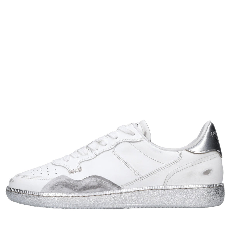 Sneakers in pelle 