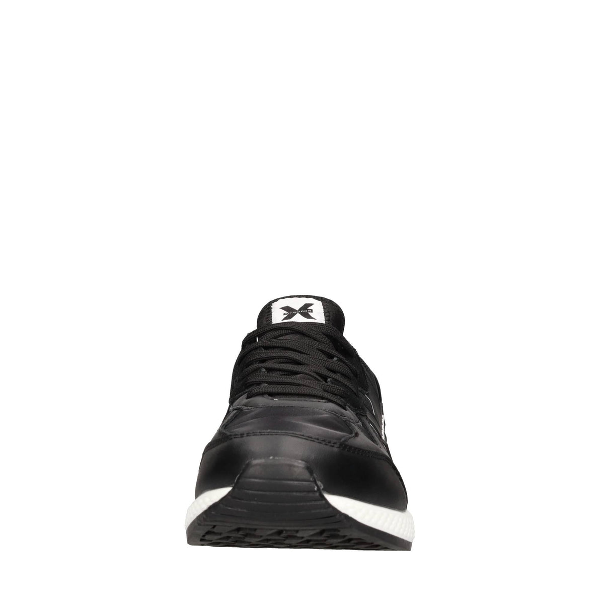 Sneakers in camoscio ed ecopelle 