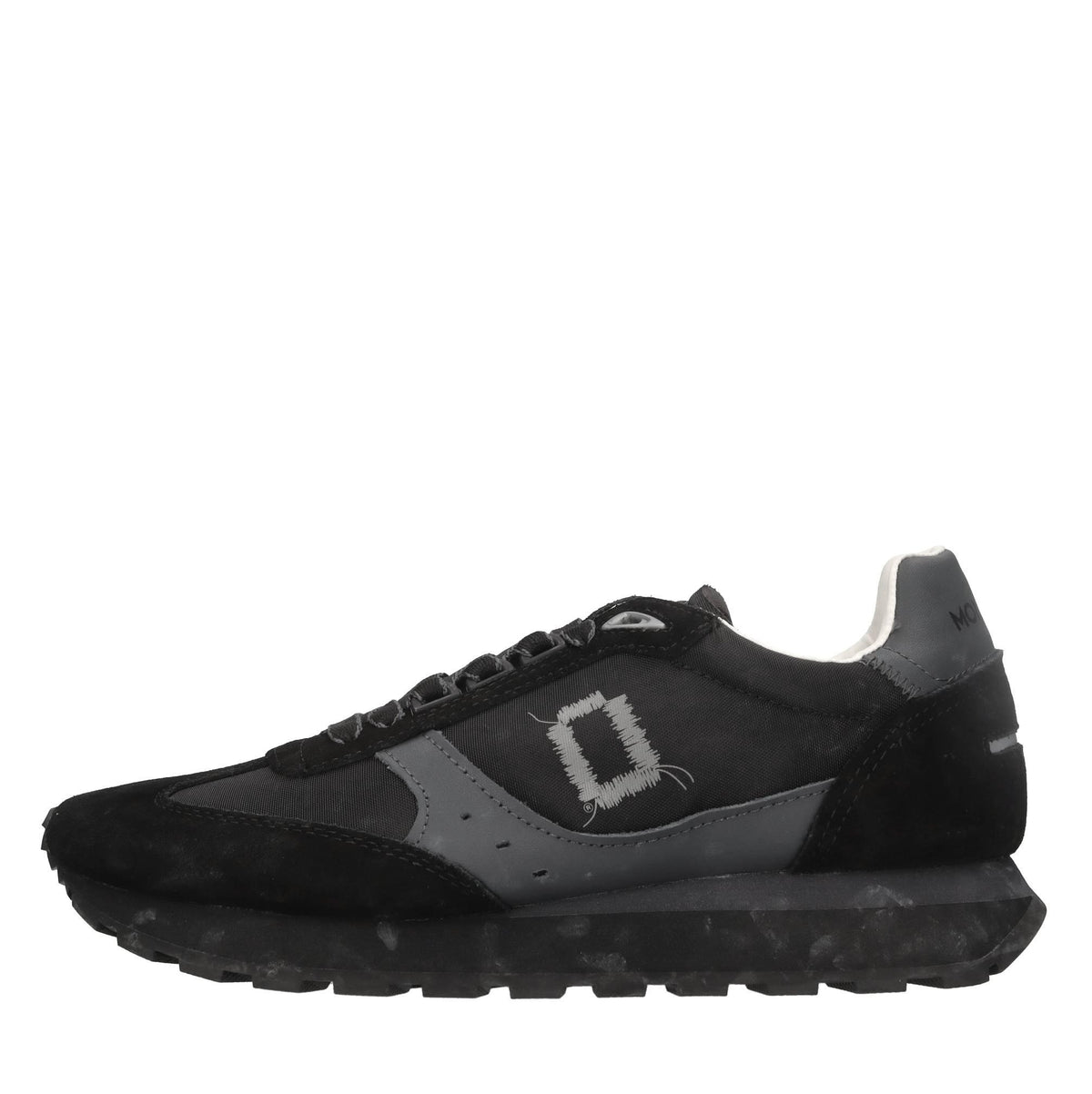 Sneakers in pelle e tessuto 