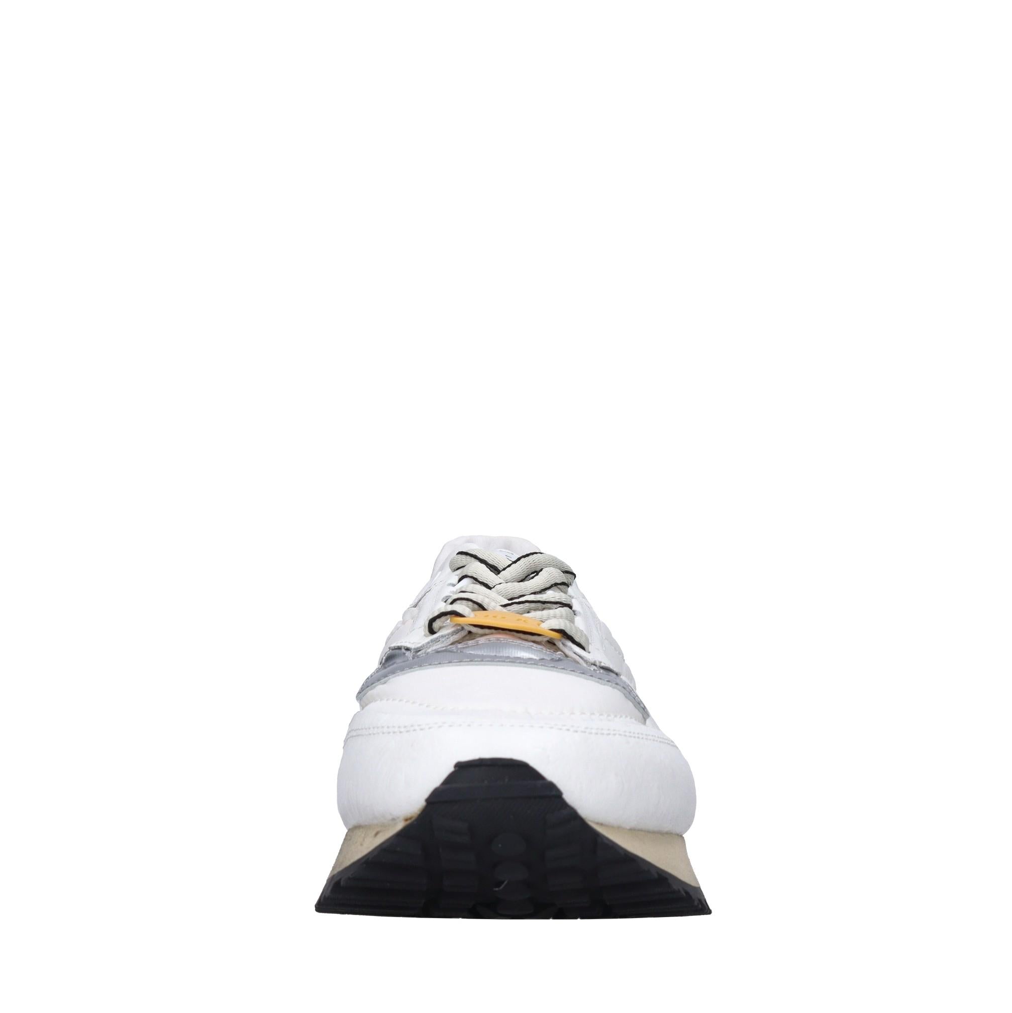 Sneakers in pelle e tessuto 