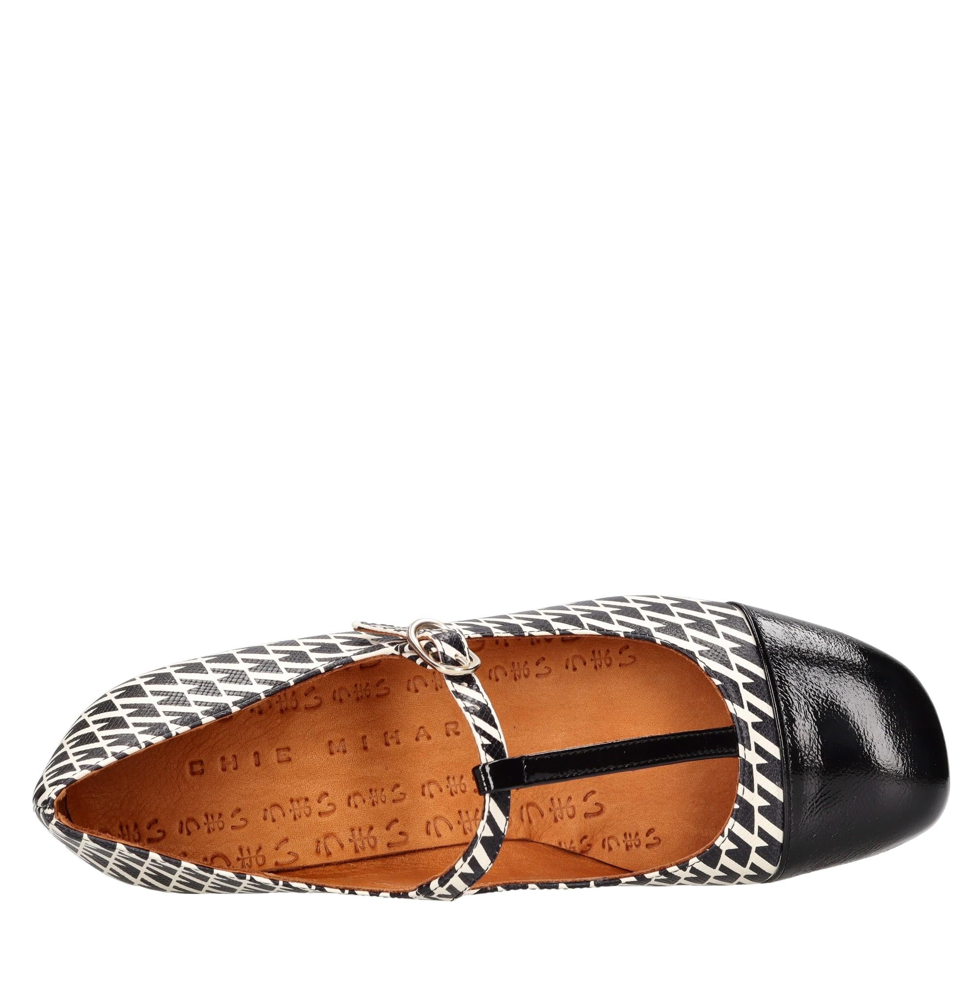 Décolleté modello REVITA45 in pelle con motivo geometrico 