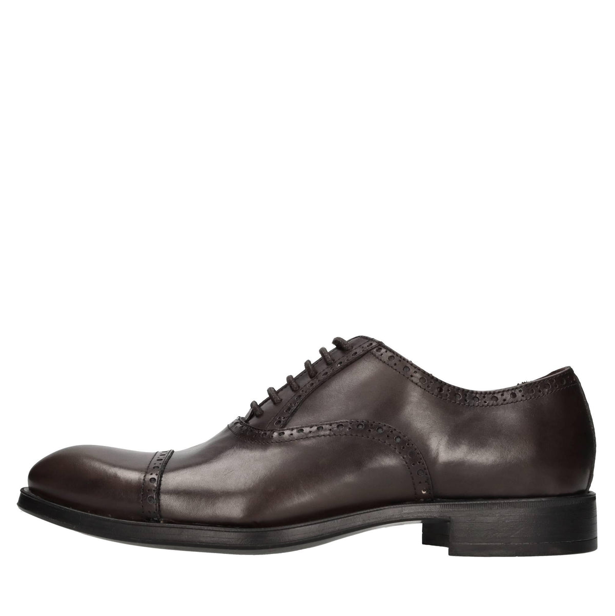 Stringate in pelle 