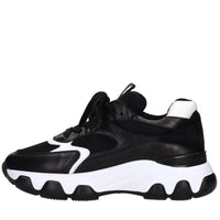 Sneakers in pelle e tessuto 