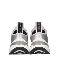 Sneakers in pelle, ecopelle e tessuto 