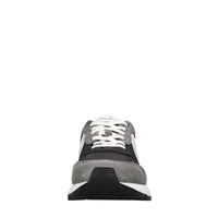 Sneakers in camoscio e tessuto 