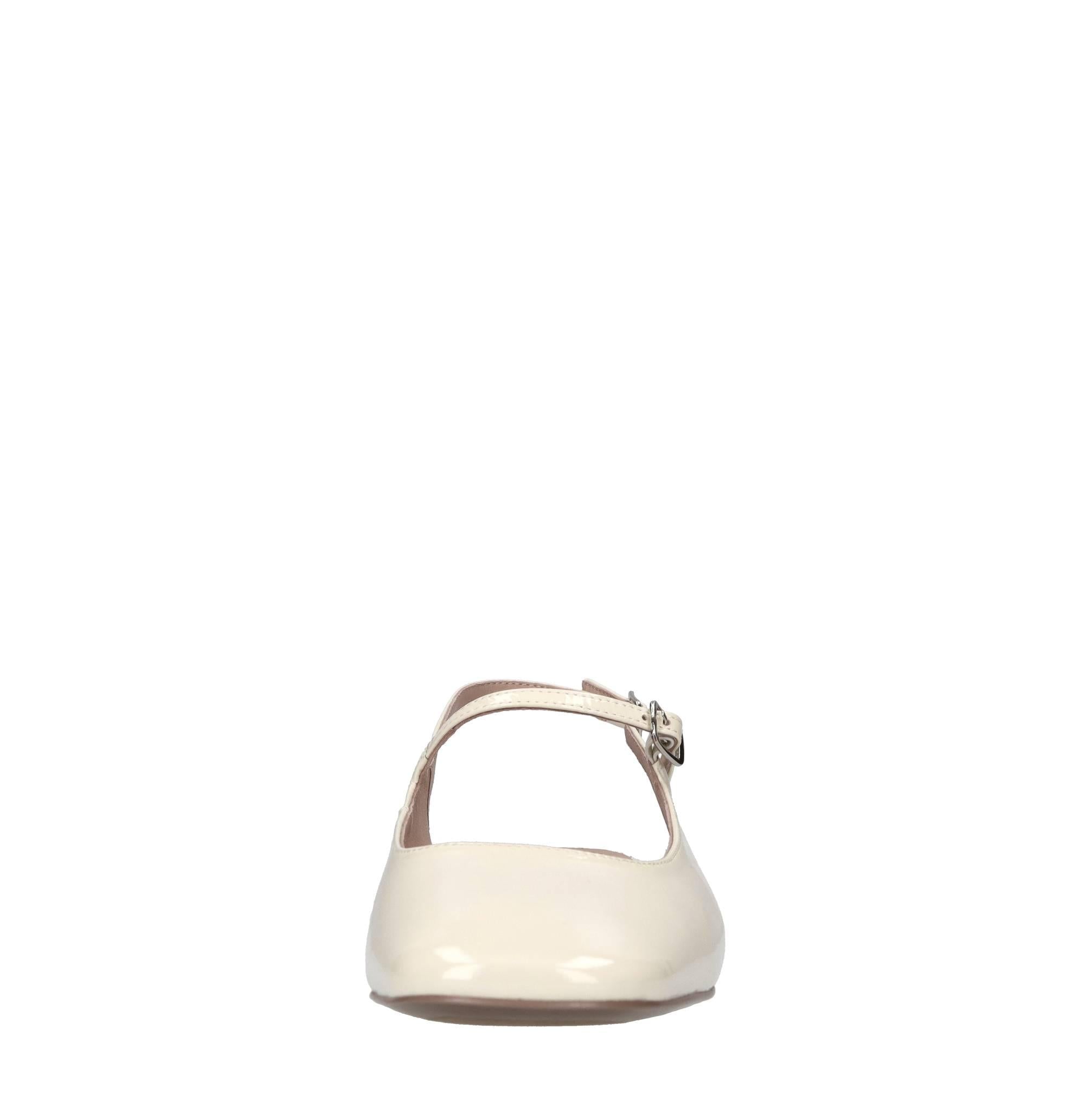Décolleté slingback in vernice 