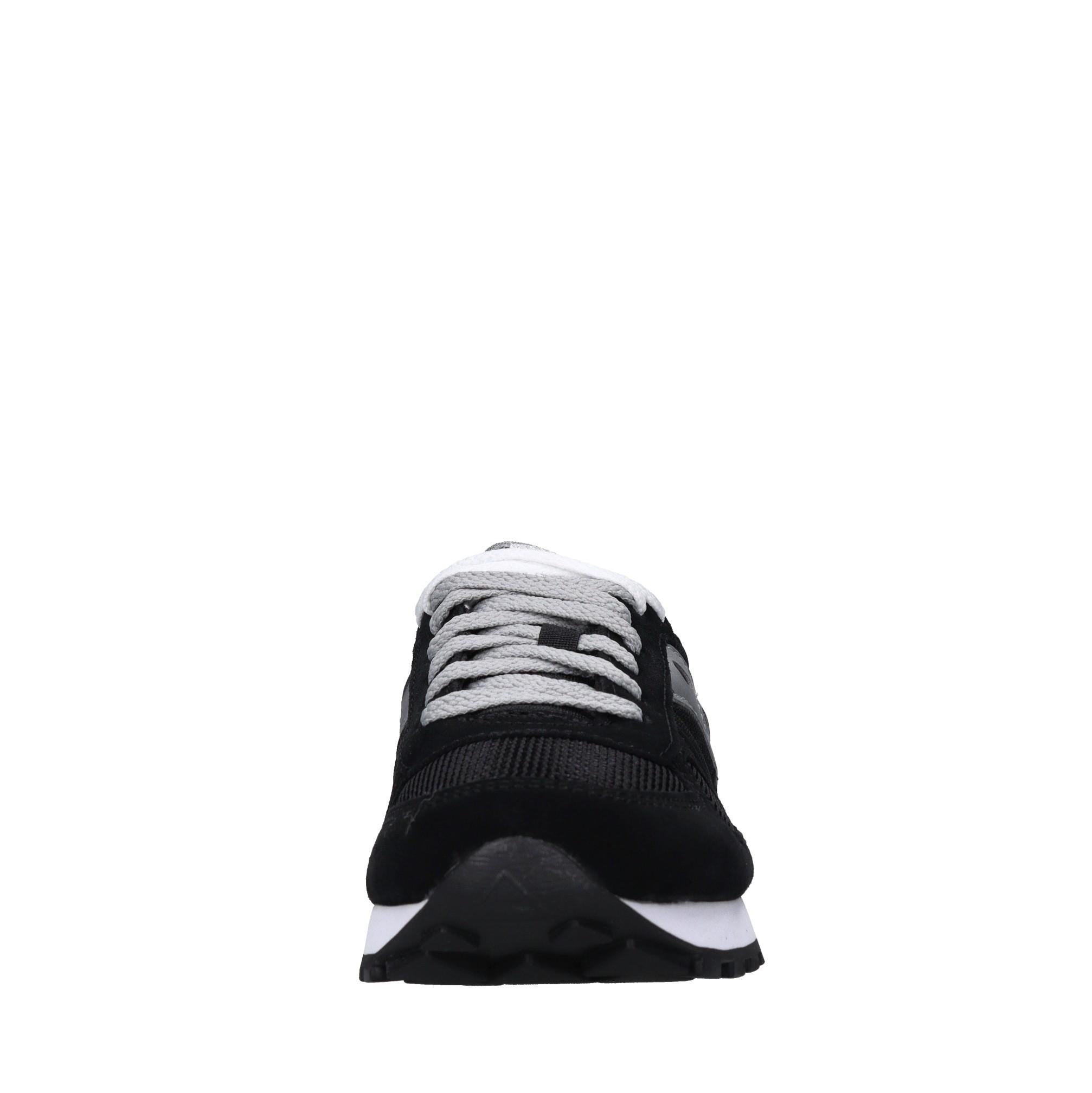 Sneakers in camoscio e tessuto 