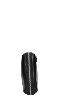 Beauty cases in ecopelle con logo in metallo e tracolla in tessuto 