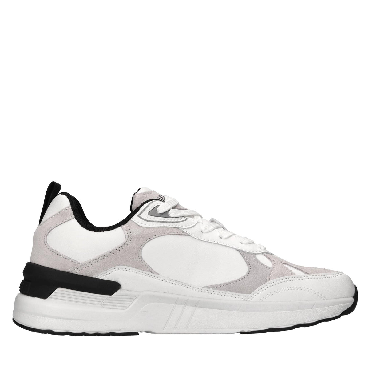Sneakers in pelle,ecopelle e tessuto 