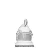 Sneakers in pelle e tessuto 