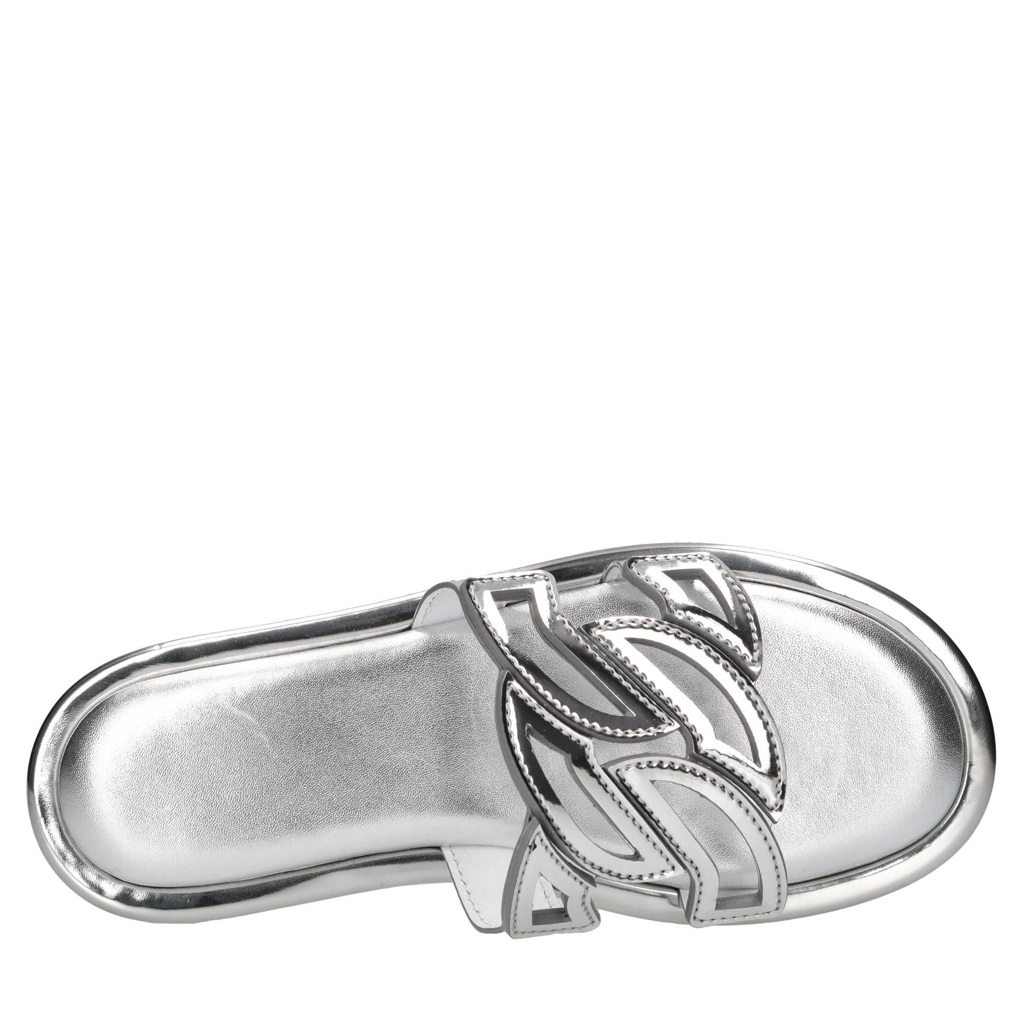 Sandali flat in pelle ed ecopelle 