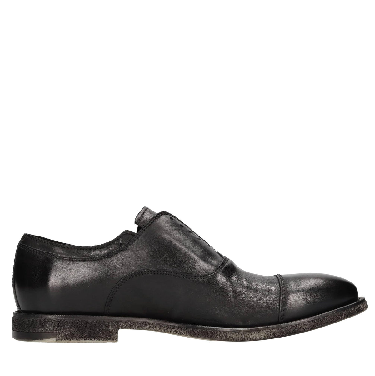 Stringate in pelle 