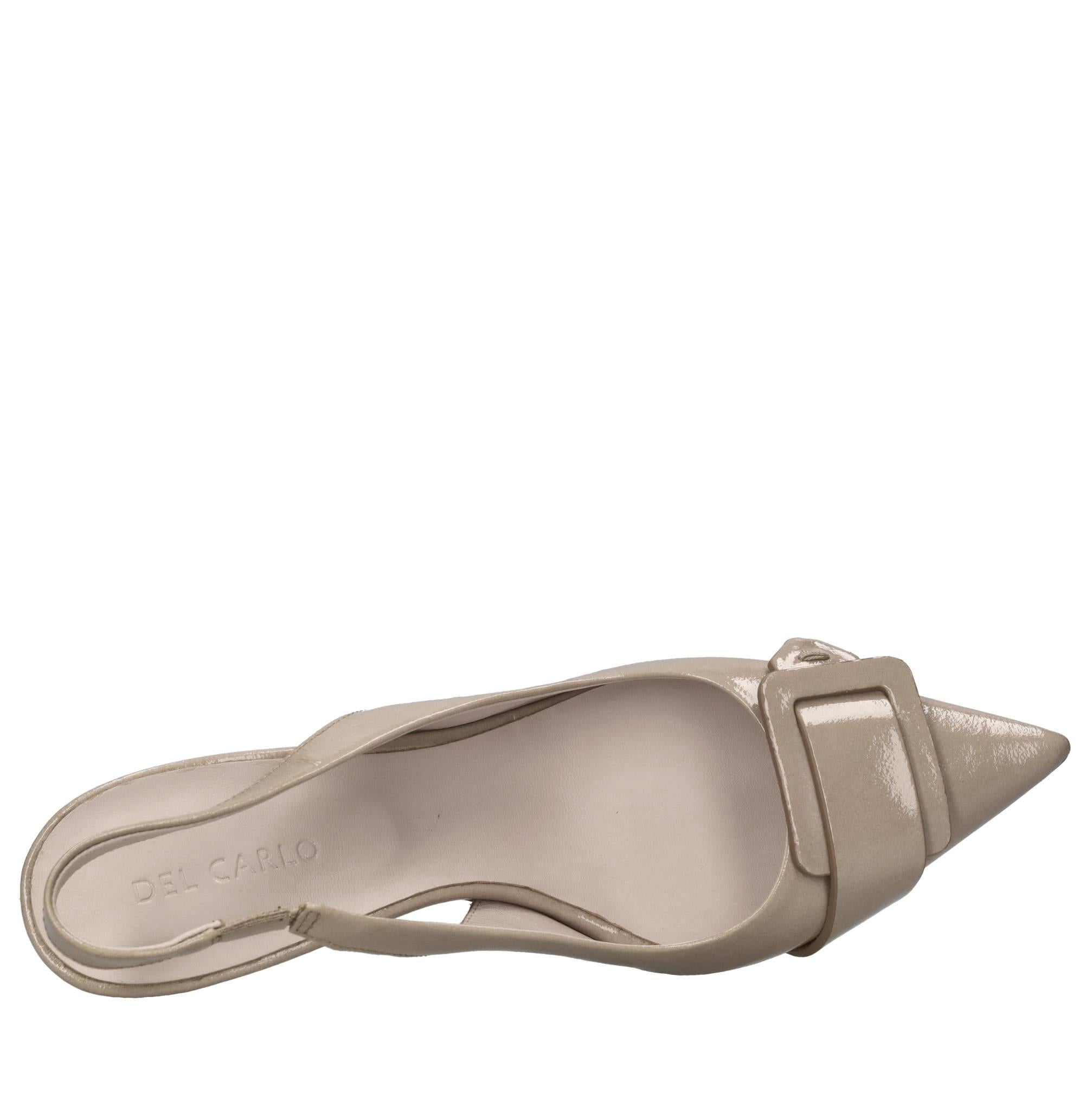 Décolleté slingback in pelle lucida 