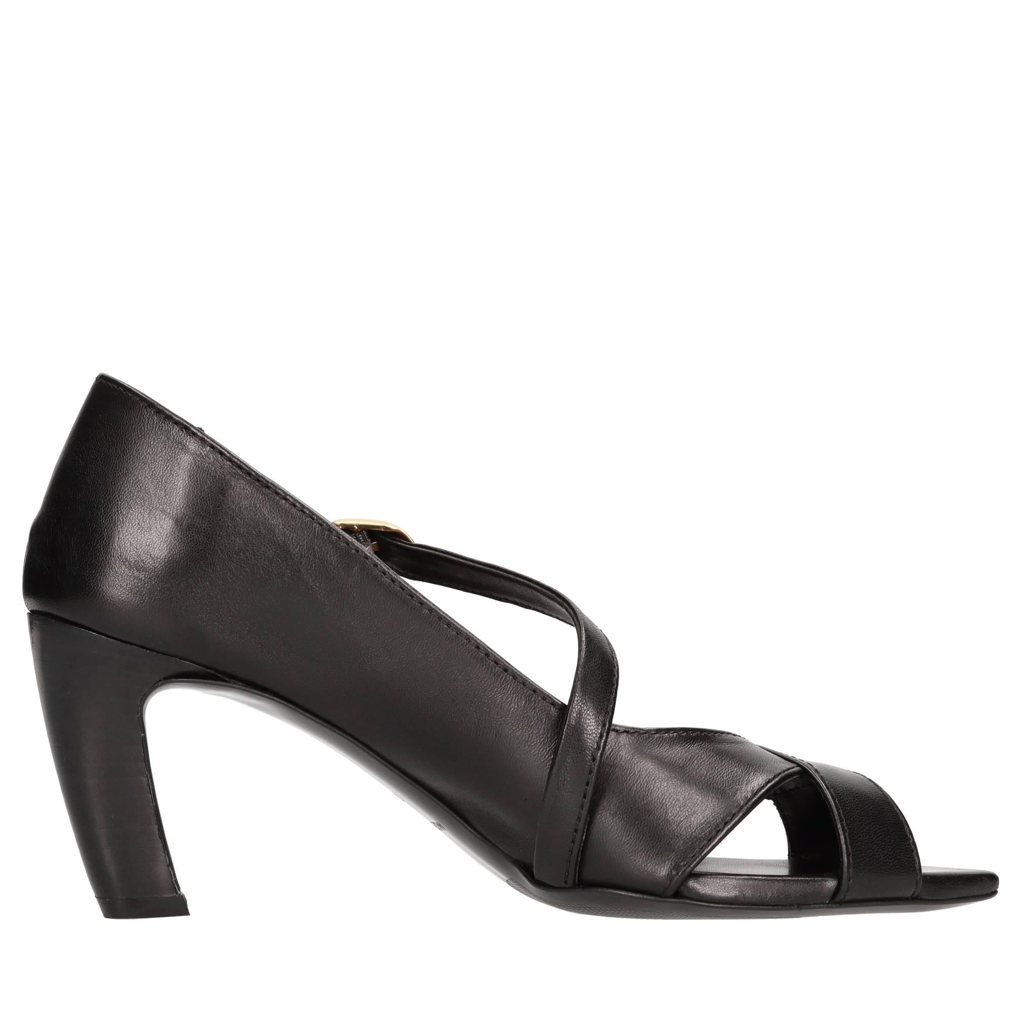 Sandali in pelle 