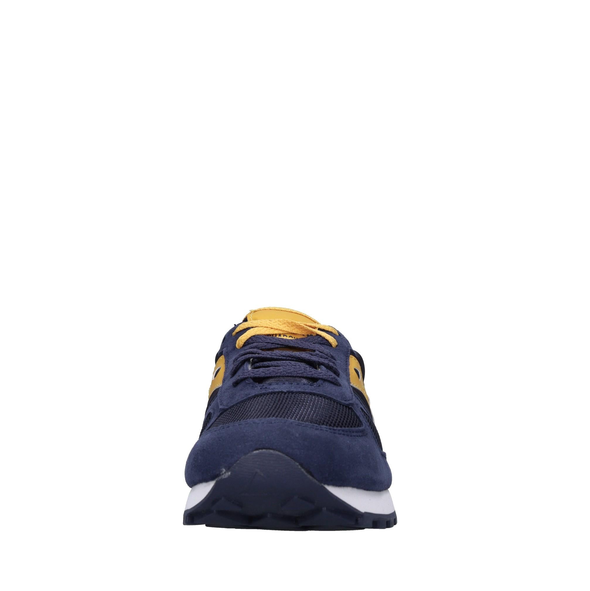 Sneakers in camoscio e tessuto 