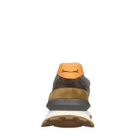 Sneakers in camoscio e tessuto 