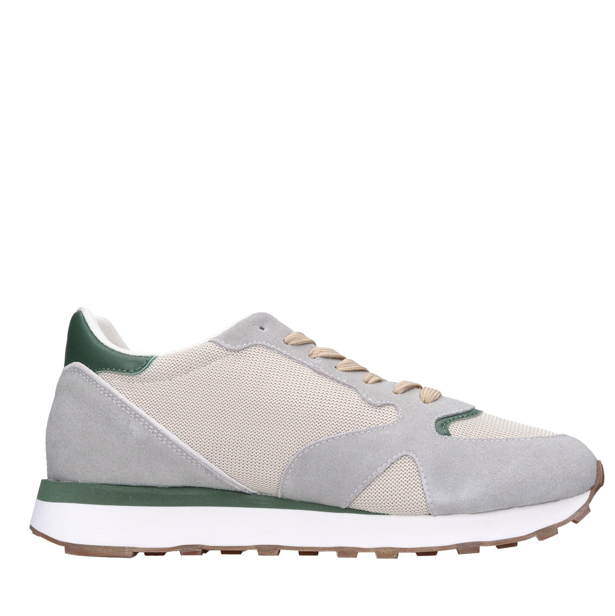 Sneakers in camoscio e tessuto 