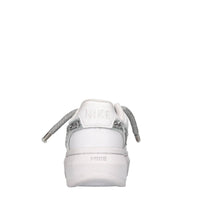Sneakers in pelle 
