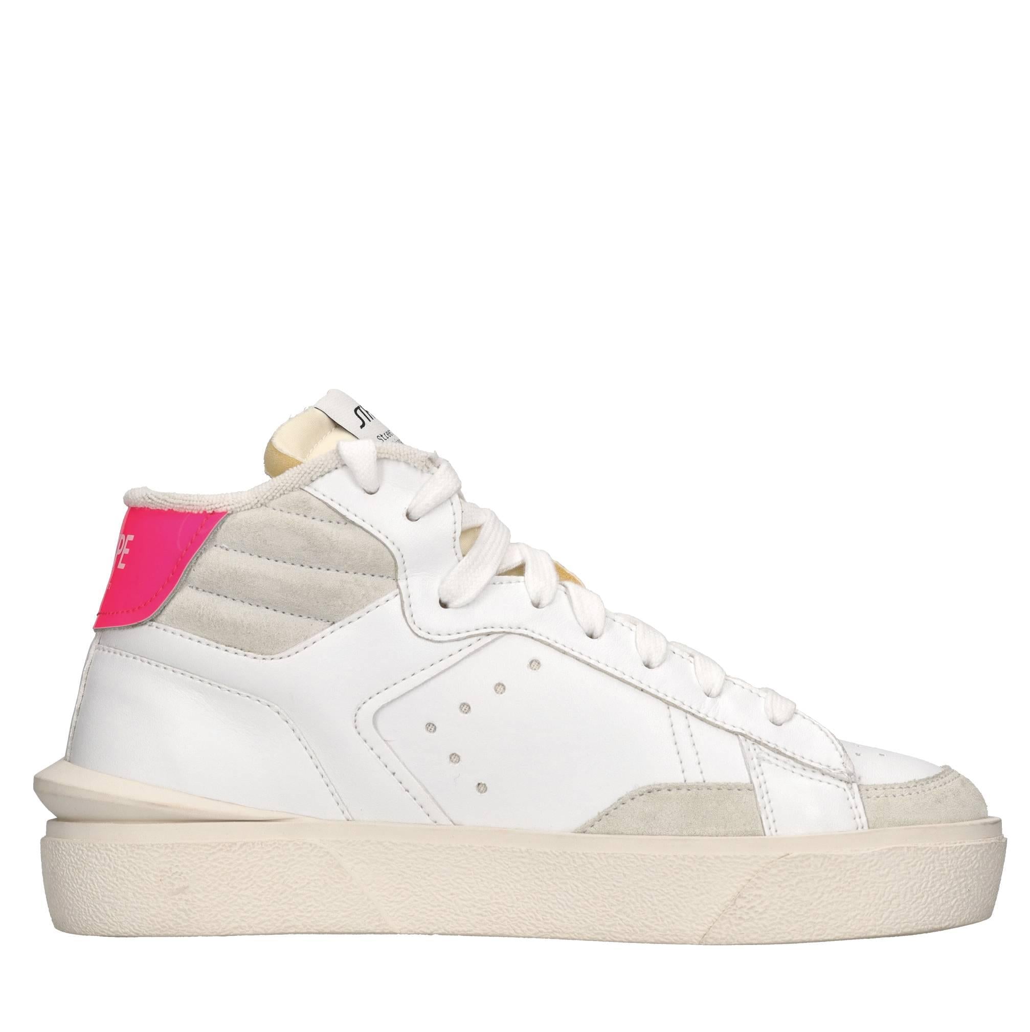 Sneakers in pelle e tessuto 