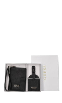 Gift box con portapassaporto portacarte e targhetta portanome in ecopelle 