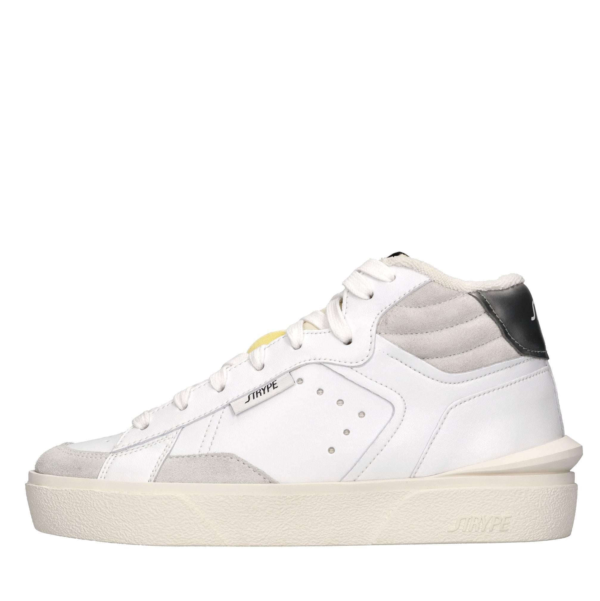 Sneakers in pelle e tessuto 