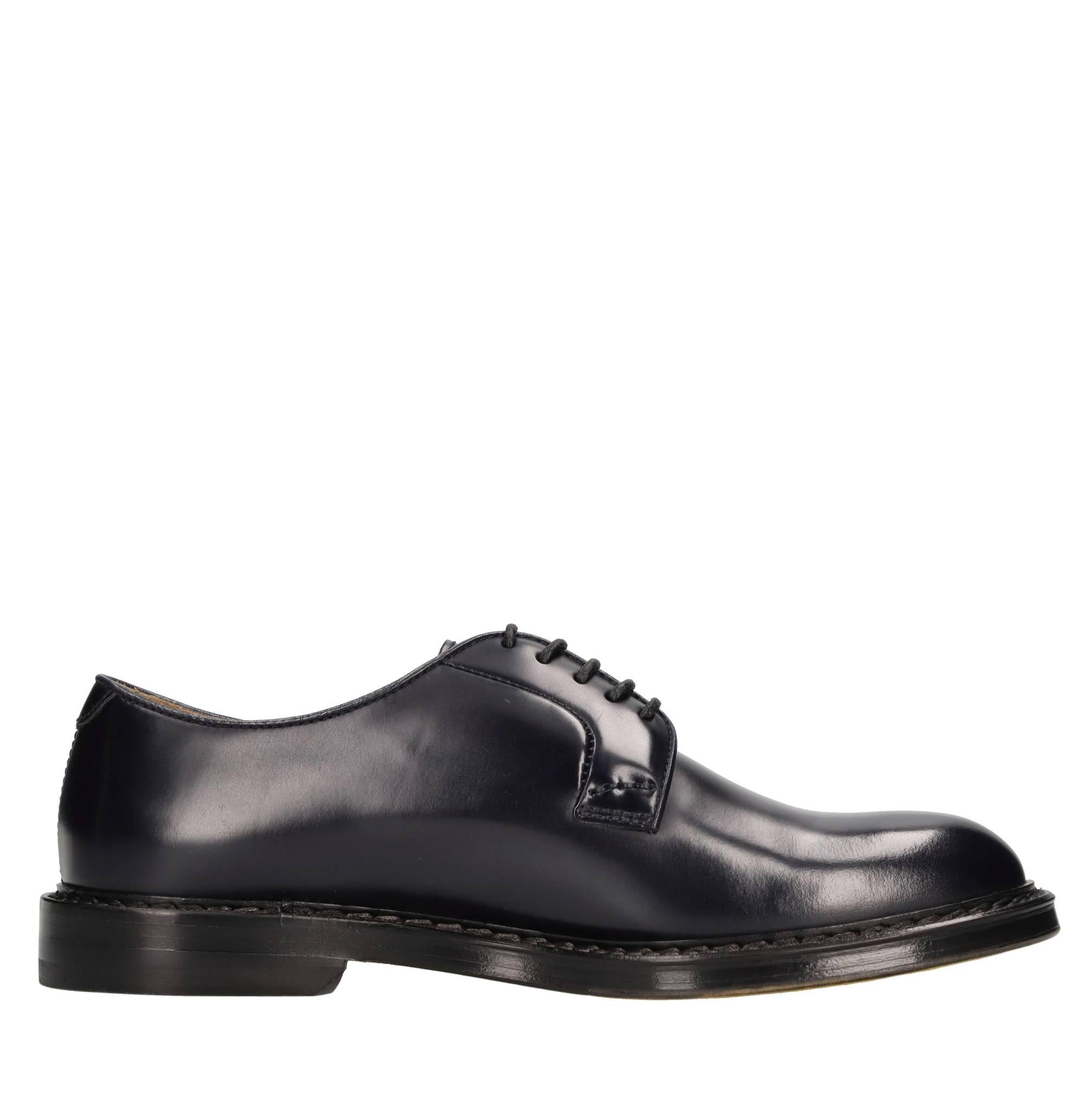 Stringate in pelle 