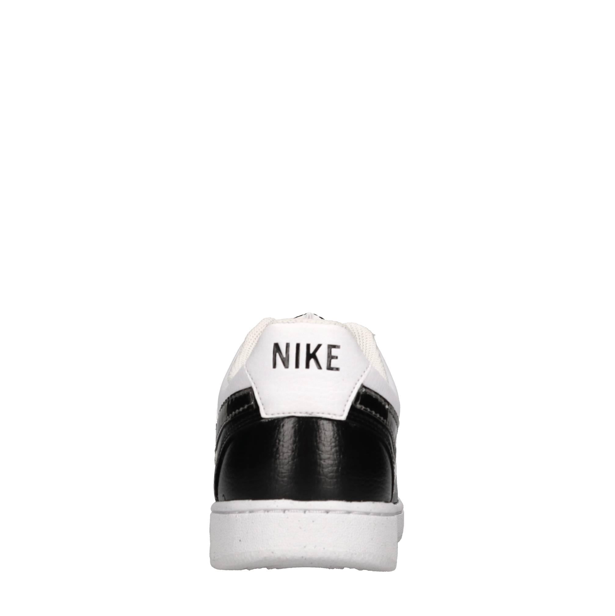 Sneakers in ecopelle e tessuto 