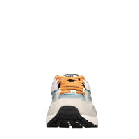 Sneakers in pelle e tessuto 