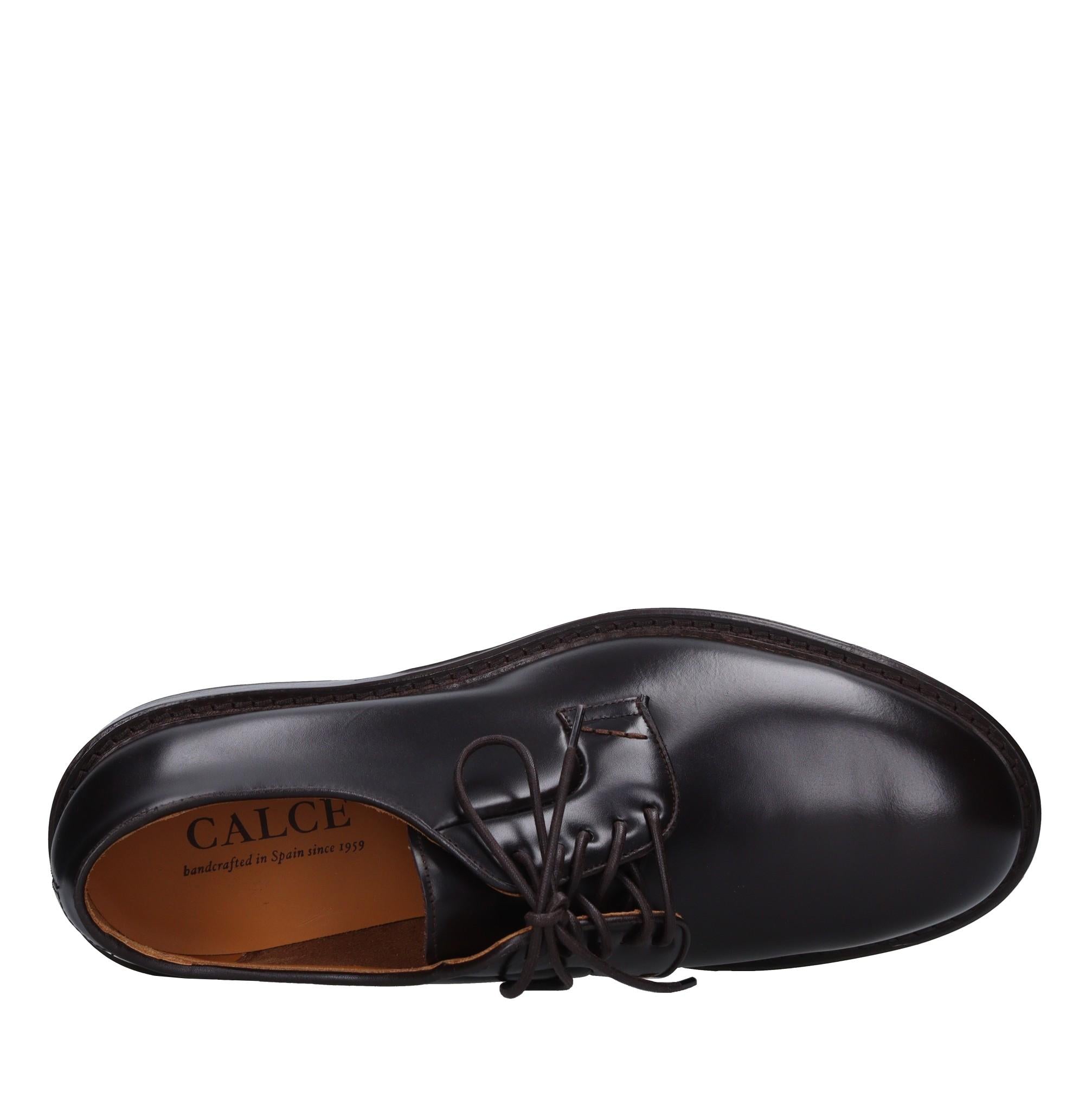 Stringate in pelle 