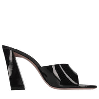 Mules in vernice 