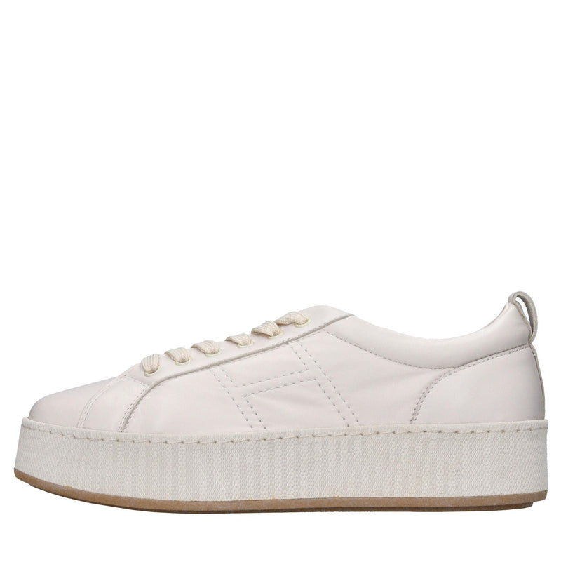 Sneakers in pelle e tessuto 