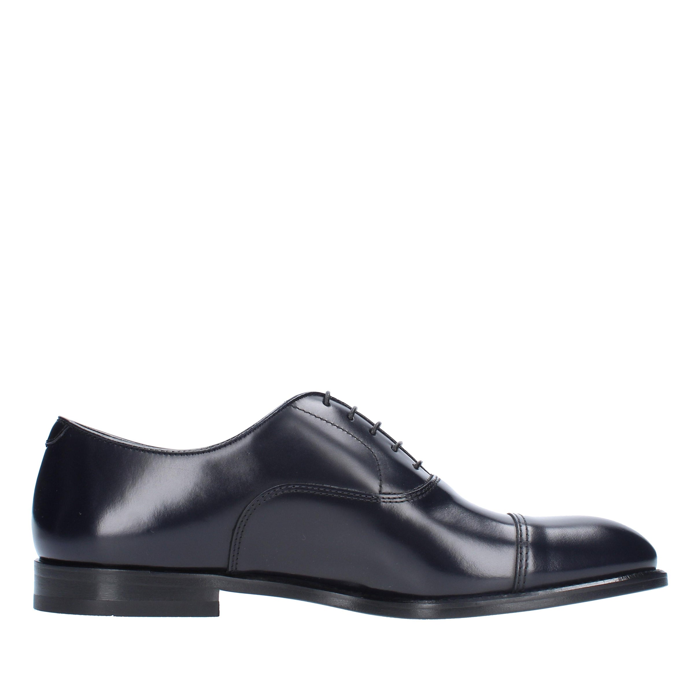 Stringate in pelle 