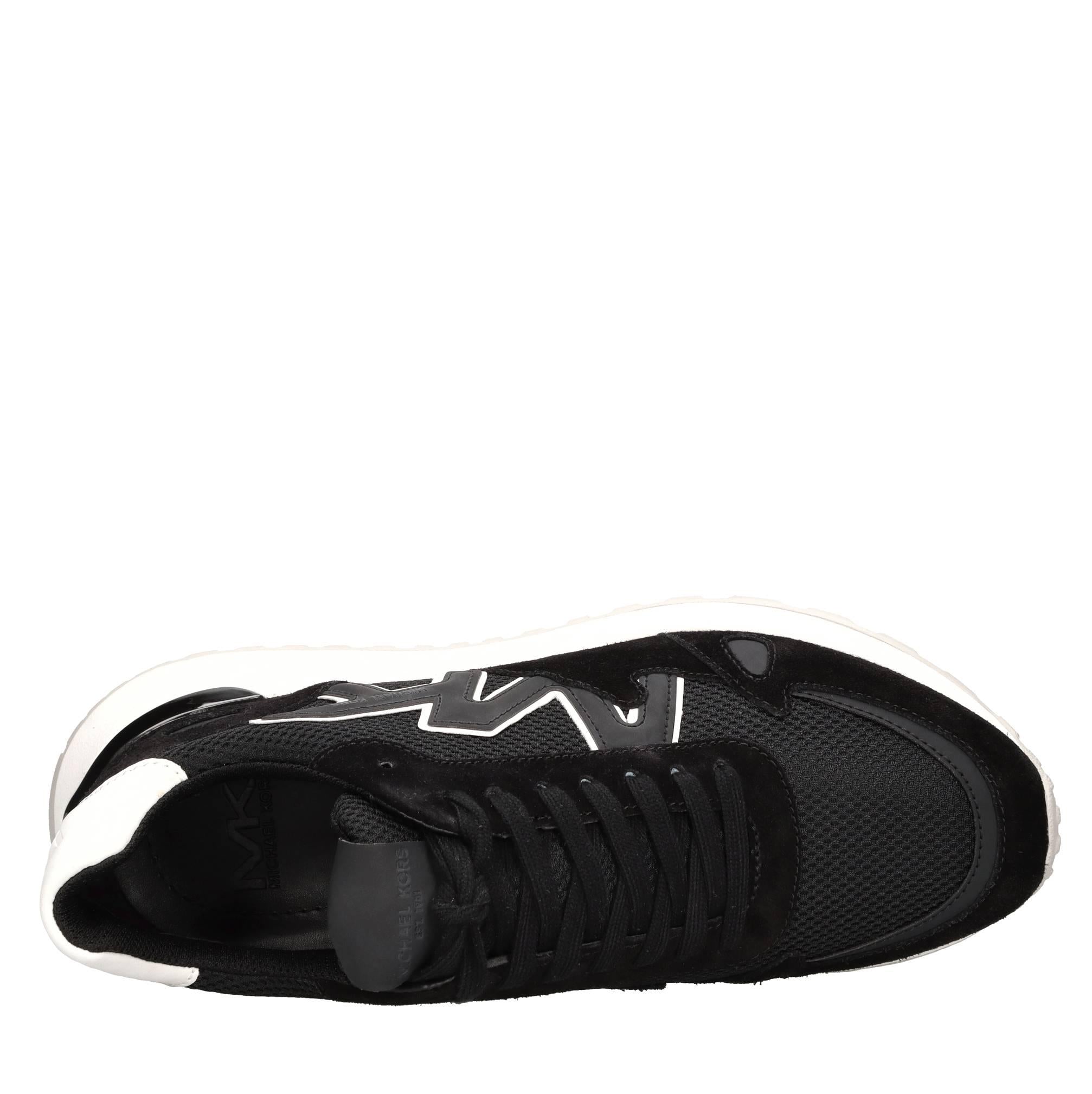 Sneakers modello MILES in camoscio e tessuto 