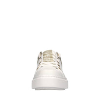Sneakers in pelle 