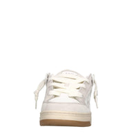 Sneakers in camoscio e tessuto 