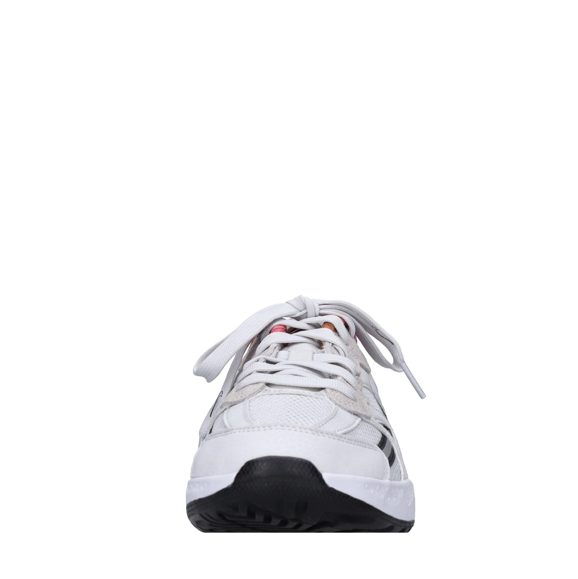 Sneakers in tessuto 