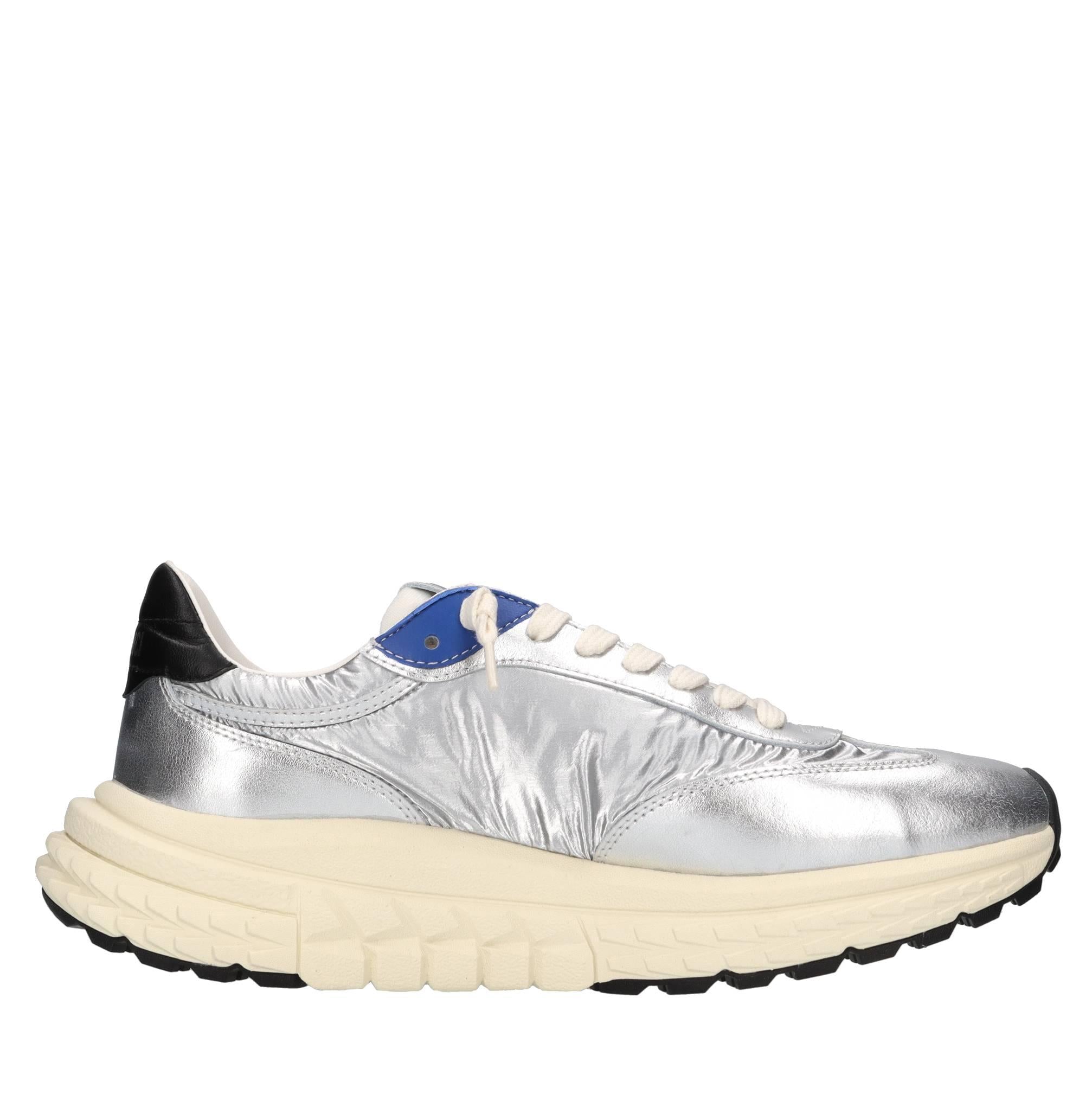 Sneakers in pelle e tessuto 