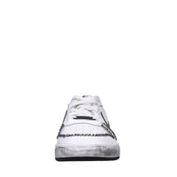 Sneakers in pelle e strass 