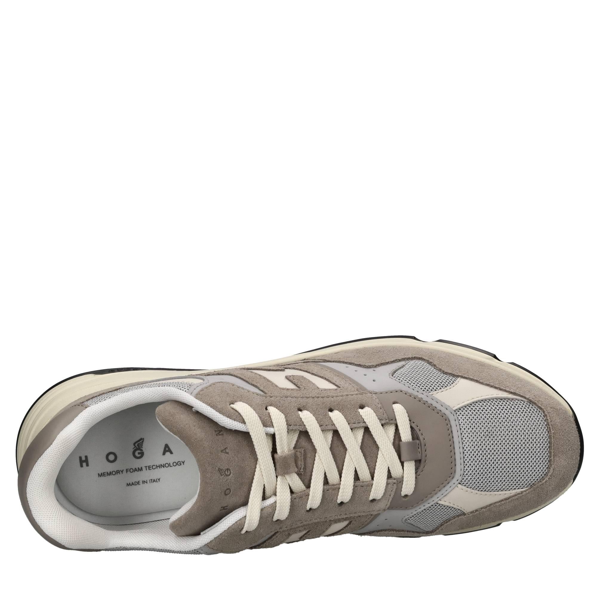 Sneakers in camoscio pelle e tessuto 