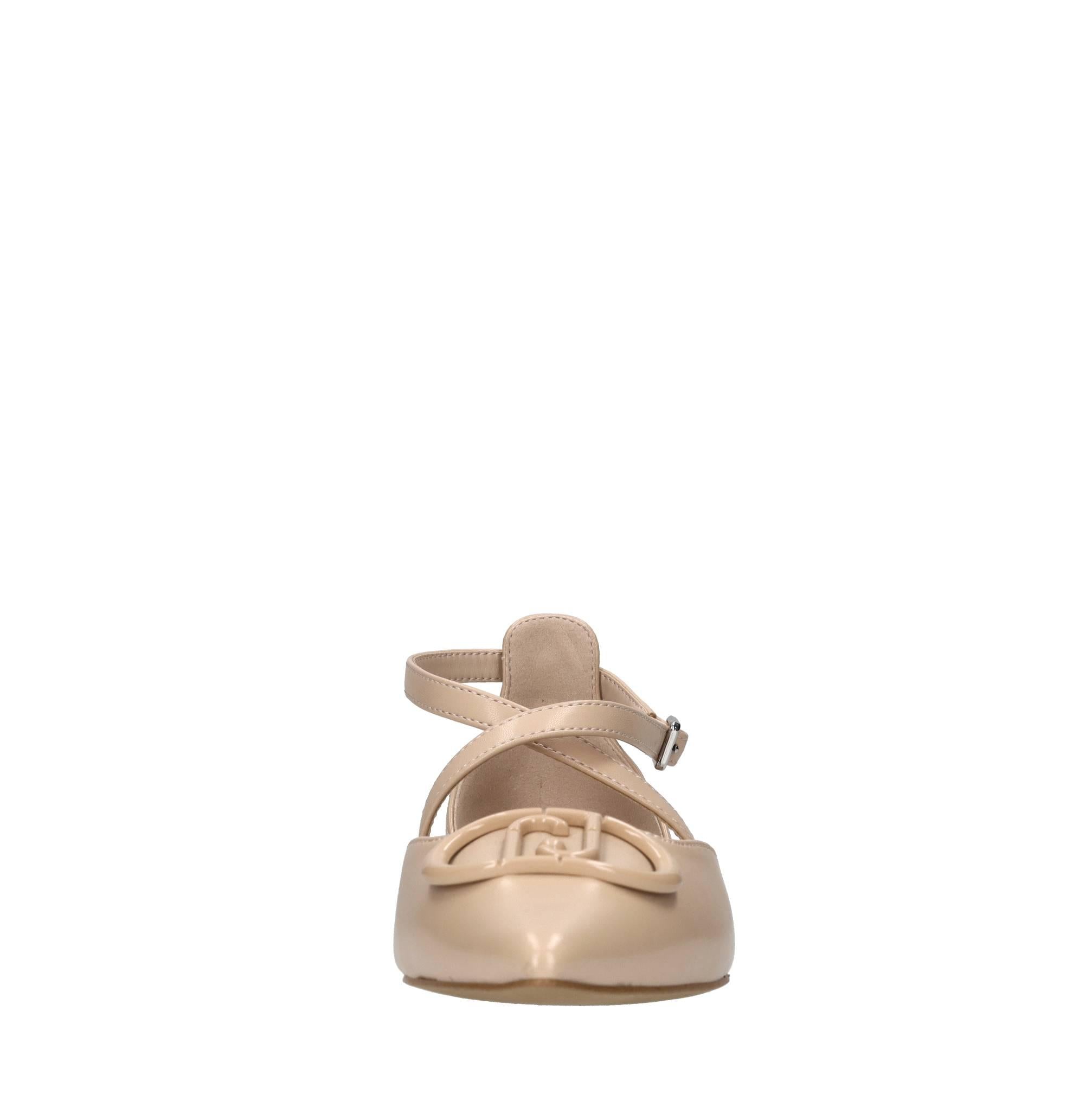 Ballerine in pelle ed ecopelle 